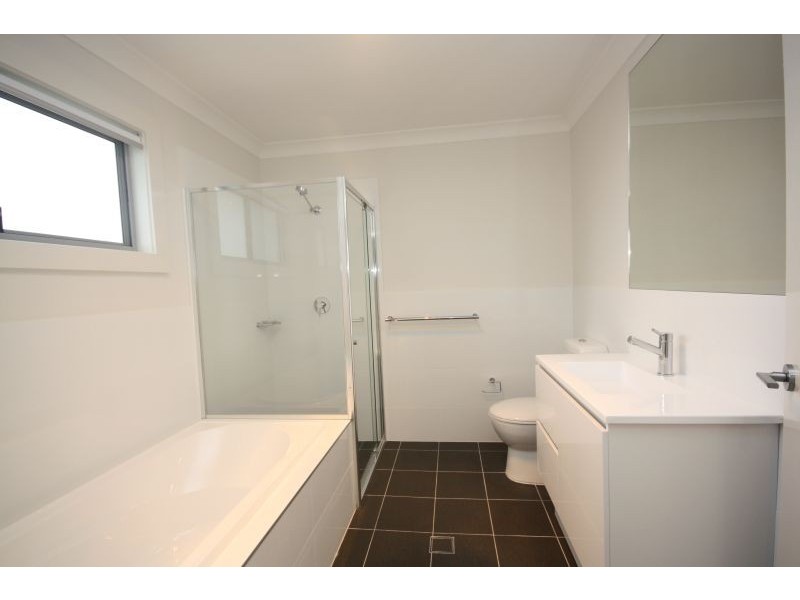 10/30 Croudace Rd, Elermore Vale NSW 2287