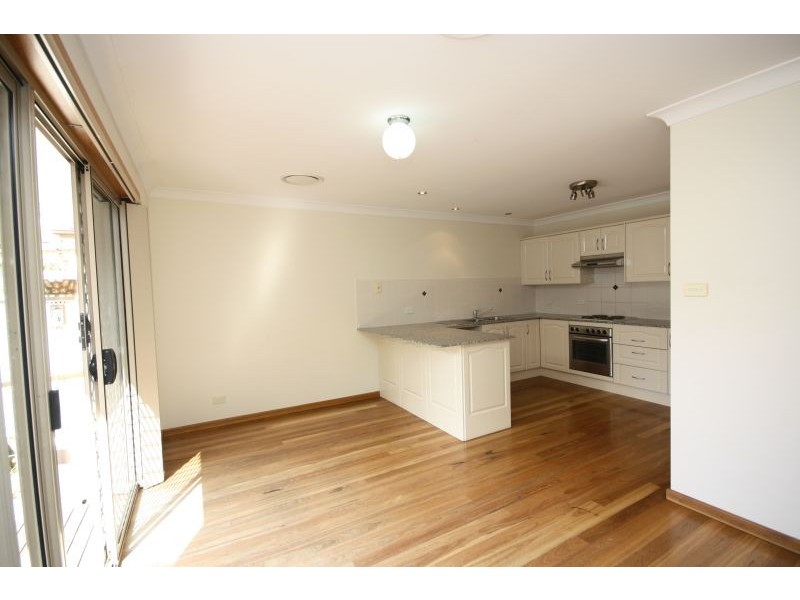1/100 EK Ave, Charlestown NSW 2290