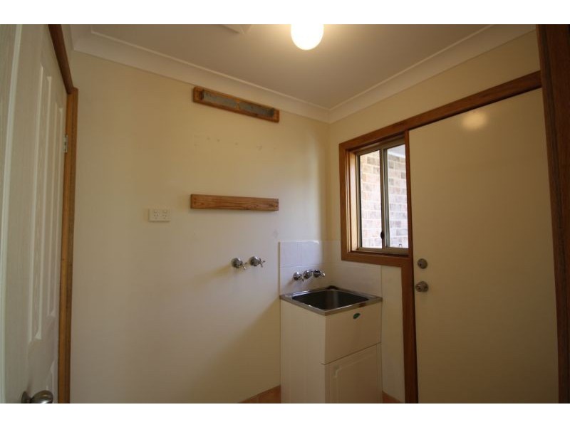 1/100 EK Ave, Charlestown NSW 2290