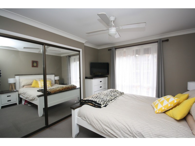 33 Bindowan Crescent, Maryland NSW 2287