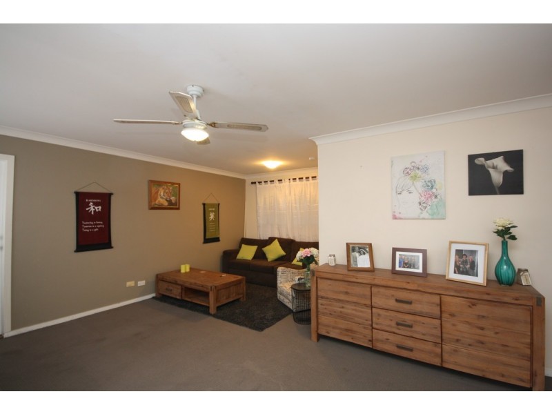 33 Bindowan Crescent, Maryland NSW 2287