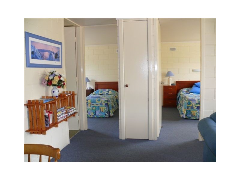 6 Sapphire Coast Drive, Merimbula NSW 2548