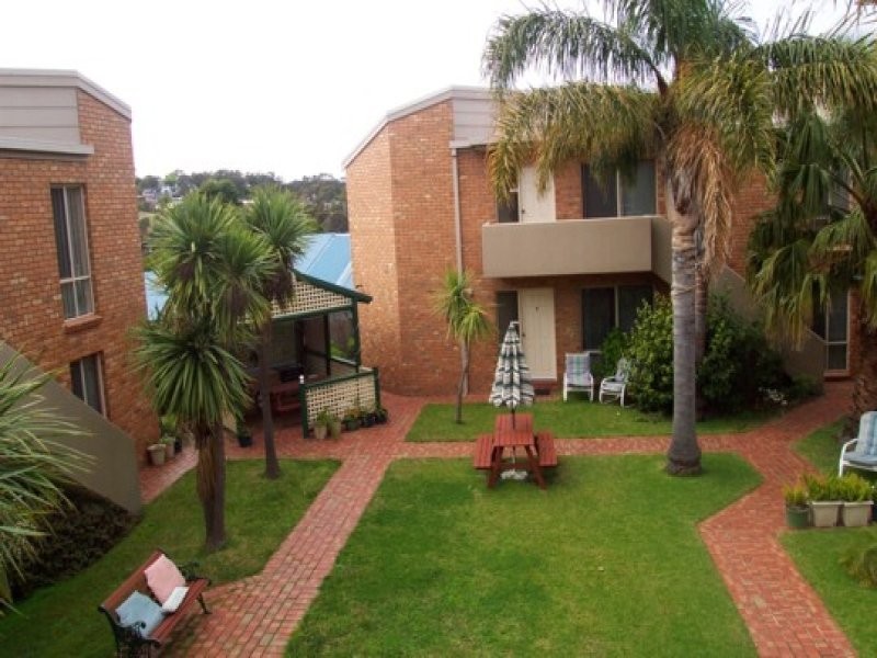7/4 Cameron Street, Merimbula NSW 2548