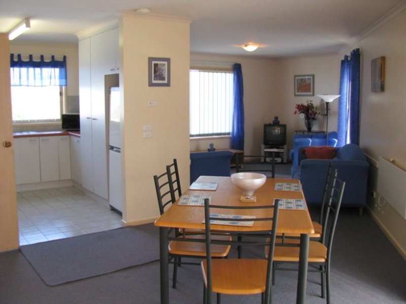 7/4 Cameron Street, Merimbula NSW 2548