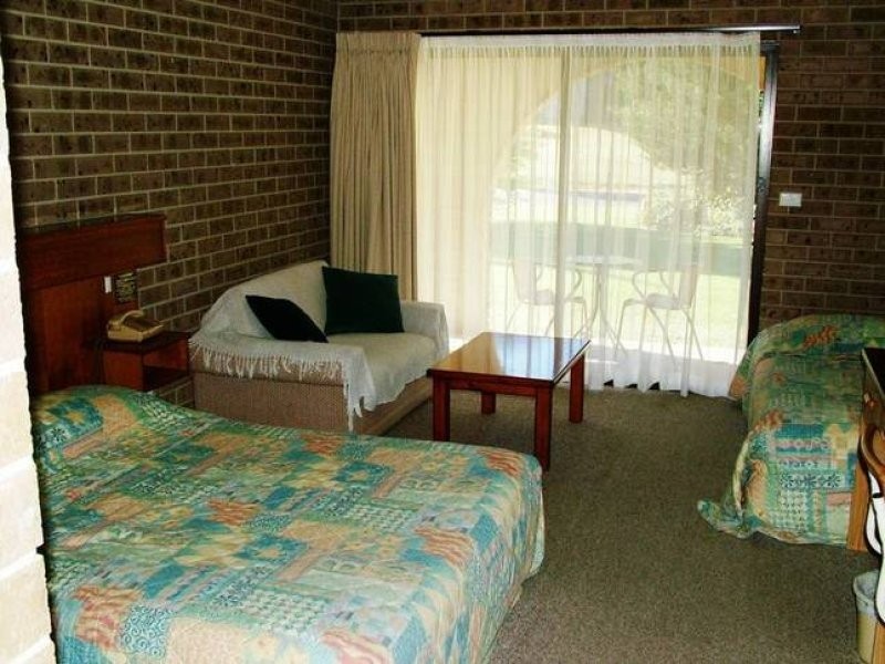 1 Princes Highway, Pambula NSW 2549