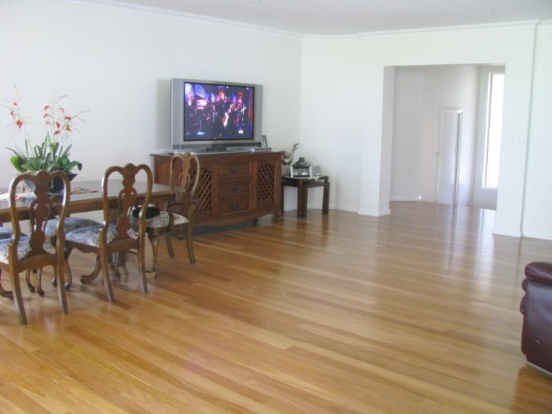 8 Whistler Close, Merimbula NSW 2548