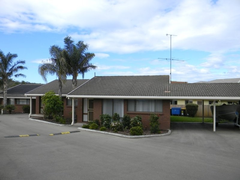 2/10 Cameron Street, Merimbula NSW 2548