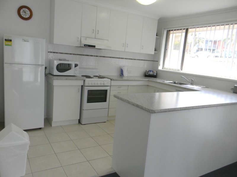 2/10 Cameron Street, Merimbula NSW 2548