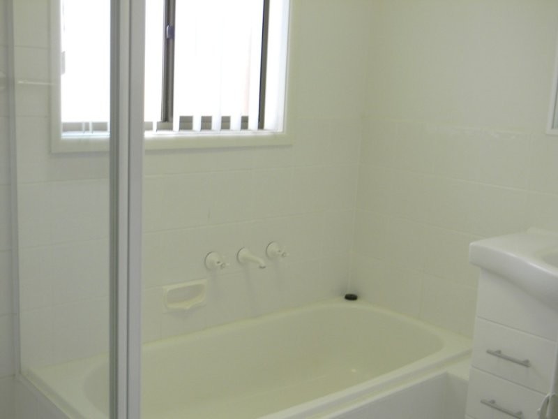 2/10 Cameron Street, Merimbula NSW 2548