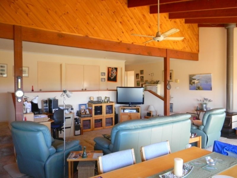 14 Garden Circle, Merimbula NSW 2548