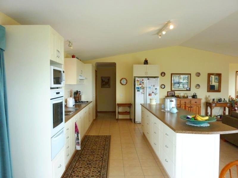 3 Kira Lani Court, Tura Beach NSW 2548