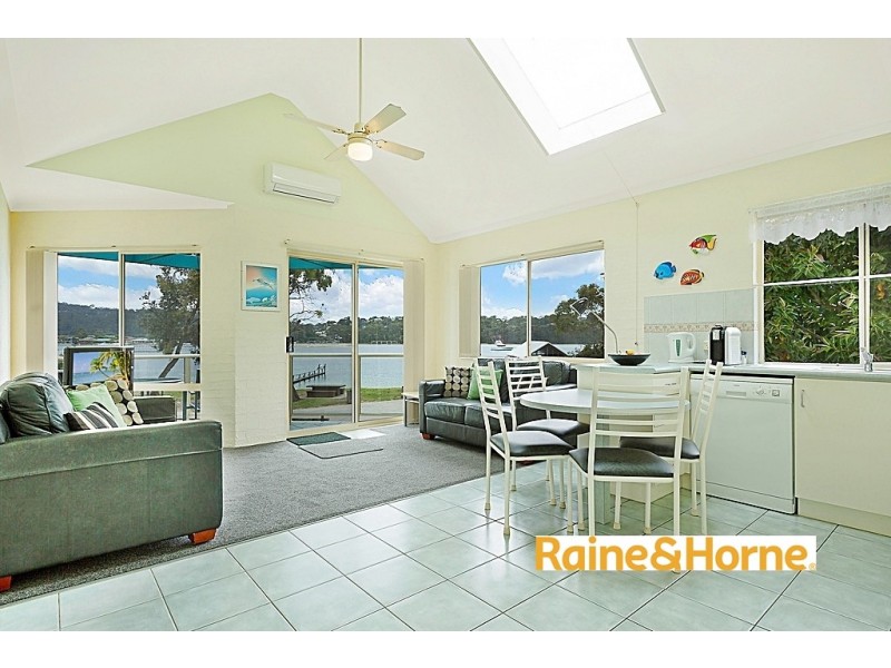 8/2 Fishpen Road, Merimbula NSW 2548