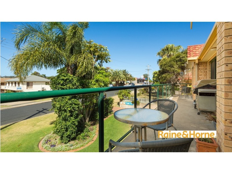 8 Marine Parade, Merimbula NSW 2548