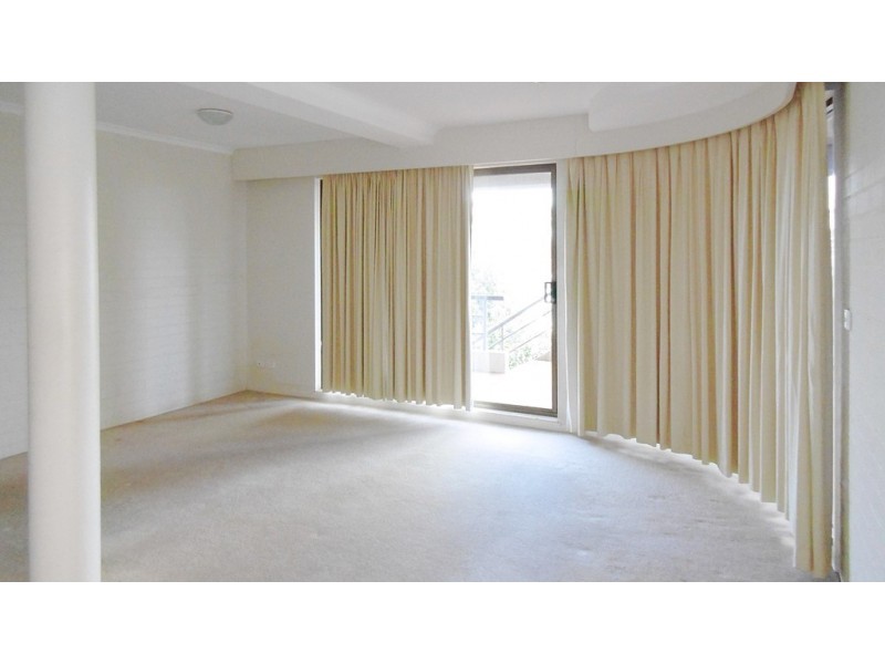 10 Lakeview Avenue, Merimbula NSW 2548