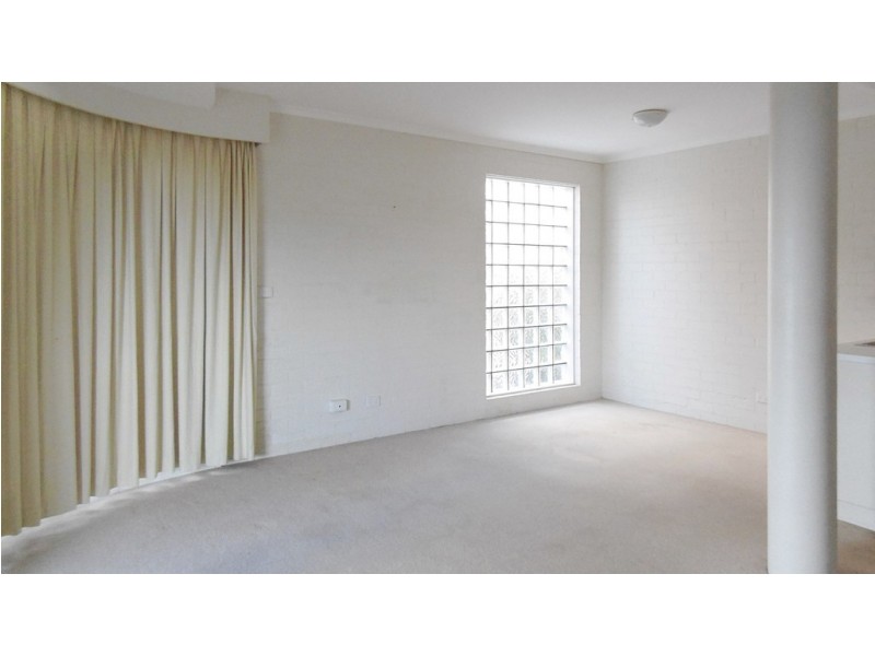 10 Lakeview Avenue, Merimbula NSW 2548