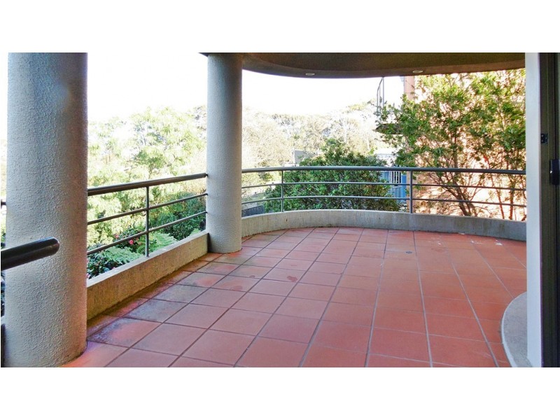 10 Lakeview Avenue, Merimbula NSW 2548