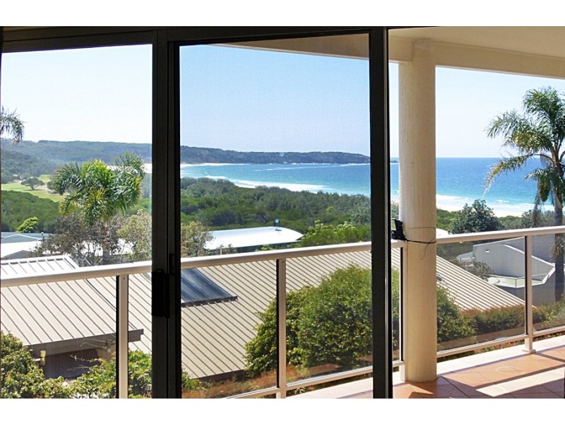 8C Surf Circle, Tura Beach NSW 2548