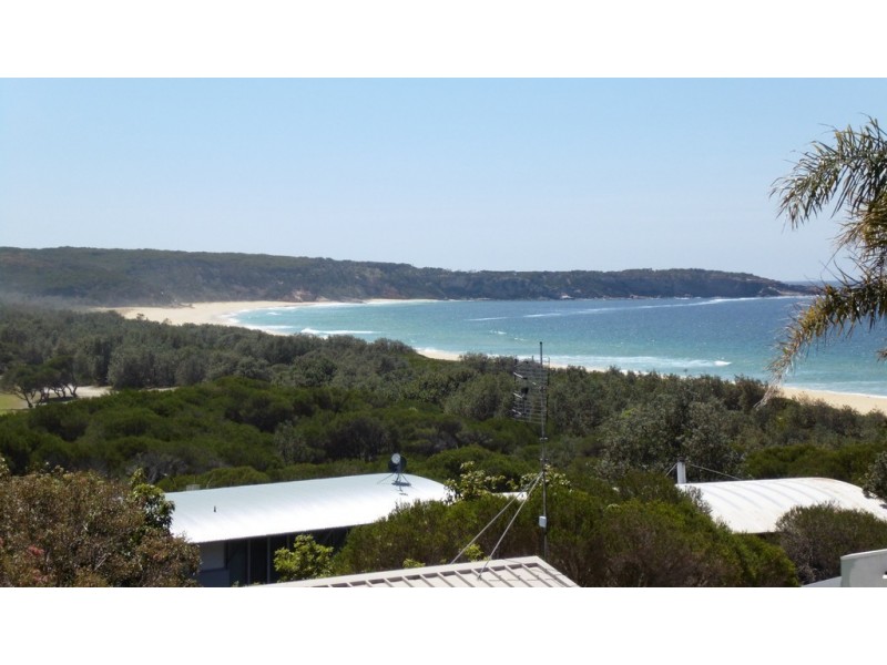 8C Surf Circle, Tura Beach NSW 2548