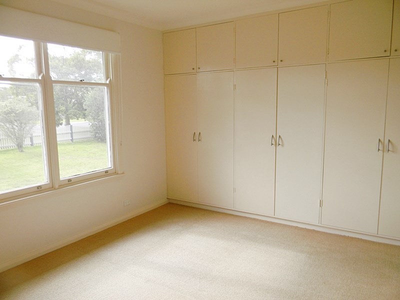 32 Lakeview Avenue, Merimbula NSW 2548