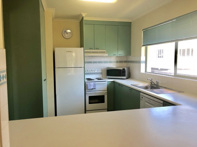 18/10-16 MARINE PARADE, Merimbula NSW 2548