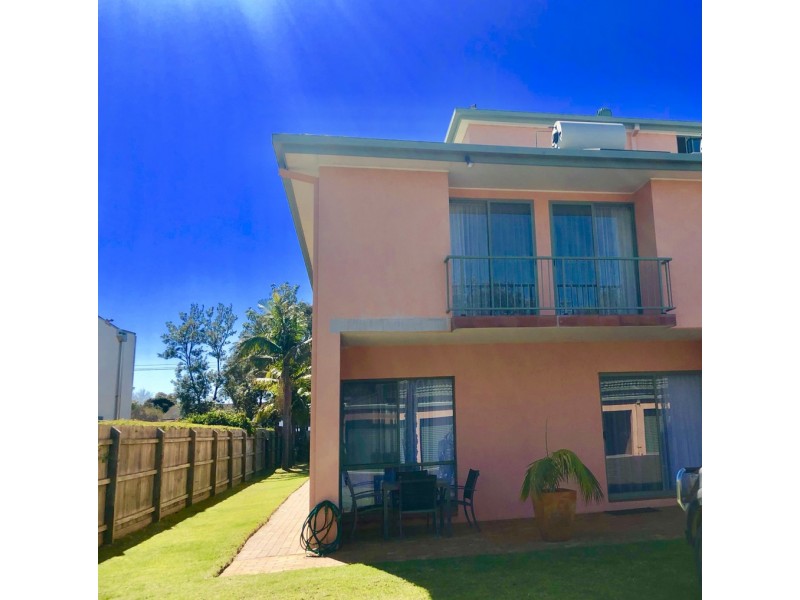 18/10-16 MARINE PARADE, Merimbula NSW 2548
