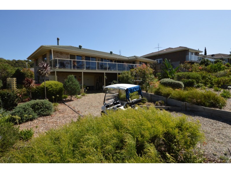6 MACKILLOP COURT, Tura Beach NSW 2548