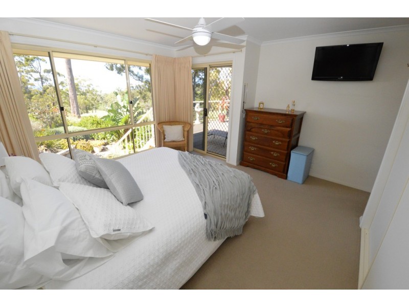 6 MACKILLOP COURT, Tura Beach NSW 2548