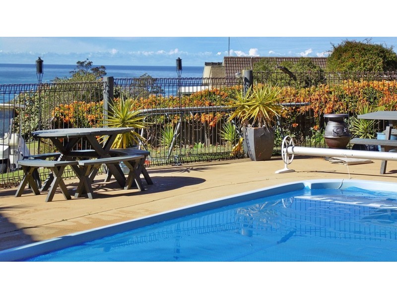 16 Golf Circuit, Tura Beach NSW 2548