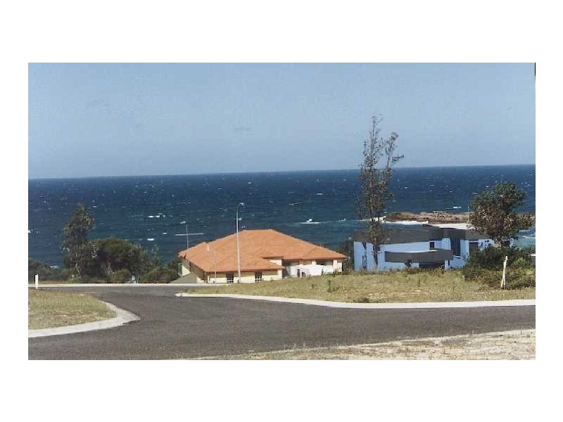 7 Nichole Court, Tura Beach NSW 2548