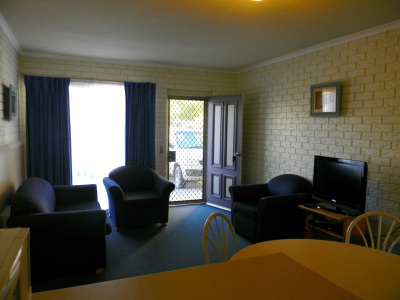 11/68 Arthur Kaine Drive, Merimbula NSW 2548