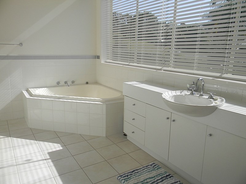 1/154 Pacific Way, Tura Beach NSW 2548