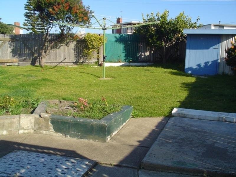 2 Paraboon Drive, Bermagui NSW 2546