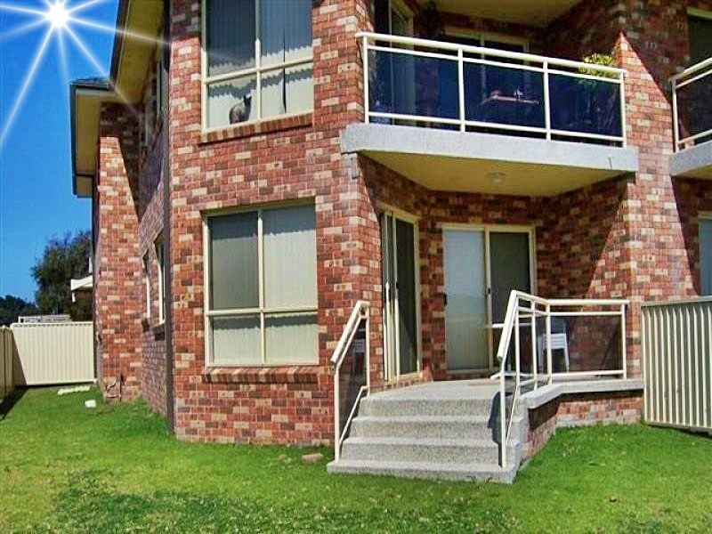 2/2 Carnago Street, Bermagui NSW 2546