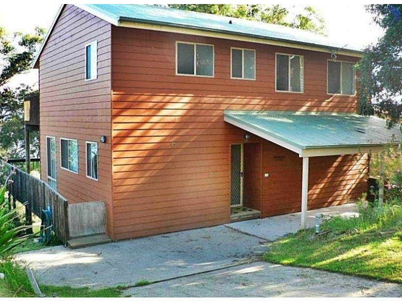 25 Flower Circuit, Bermagui NSW 2546