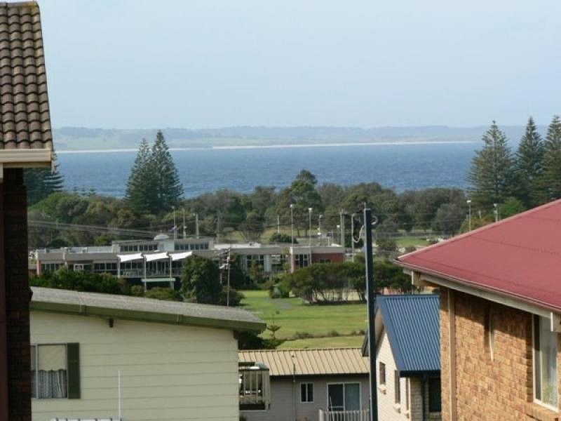 19 Sinclair Street, Bermagui NSW 2546
