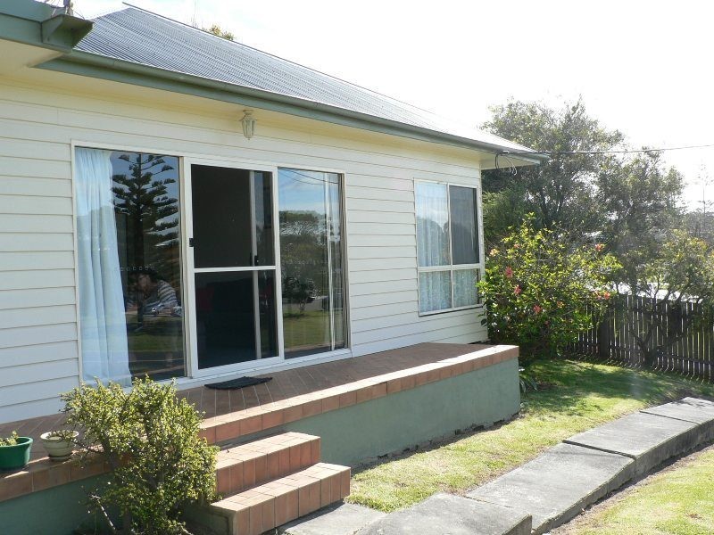 68 Lamont Street, Bermagui NSW 2546