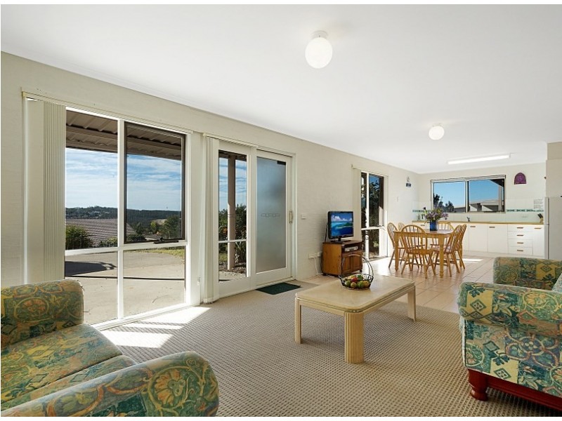 14 Surf Circle, Tura Beach NSW 2548