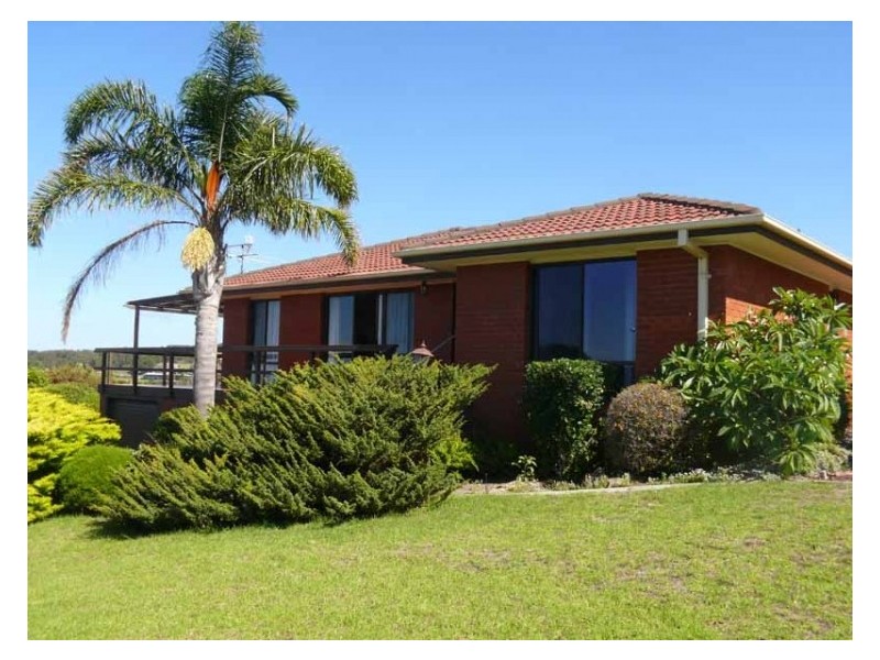 2 Forest Court, Tura Beach NSW 2548
