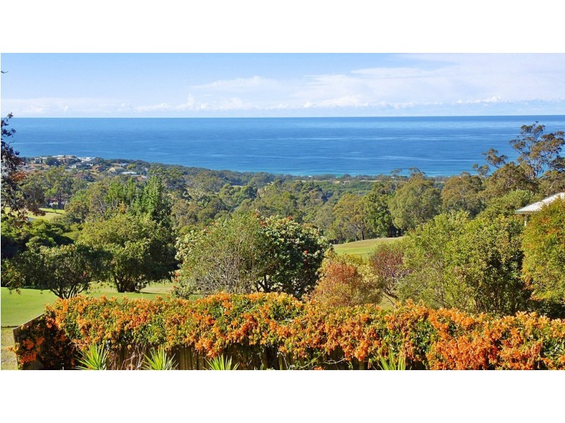 16 Golf Circuit, Tura Beach NSW 2548