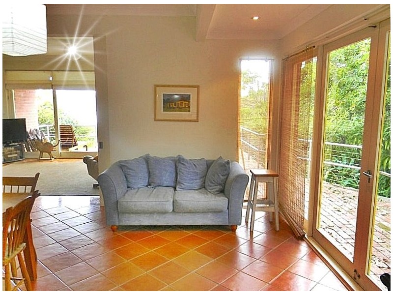 18 Lake Street, Merimbula NSW 2548