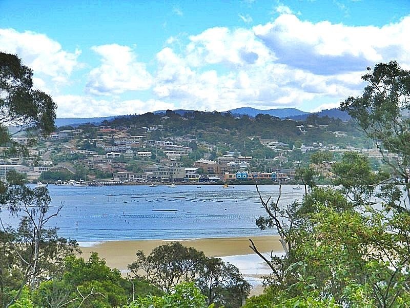 18 Lake Street, Merimbula NSW 2548