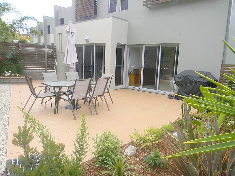 10/79-81 Culgoa Crescent, Pambula Beach NSW 2549