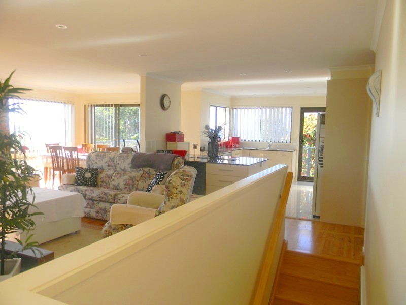 12 Seaview Place, Tura Beach NSW 2548