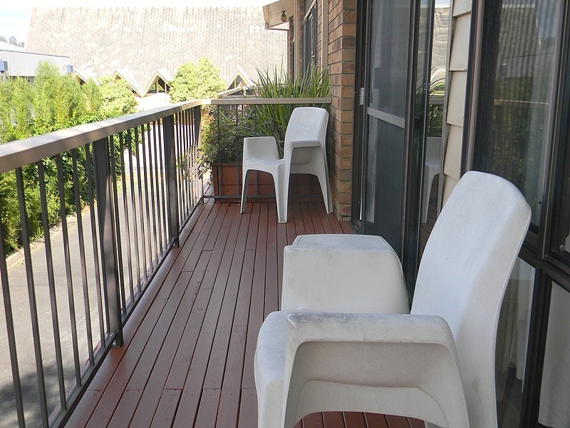 2/9 Cameron Street, Merimbula NSW 2548