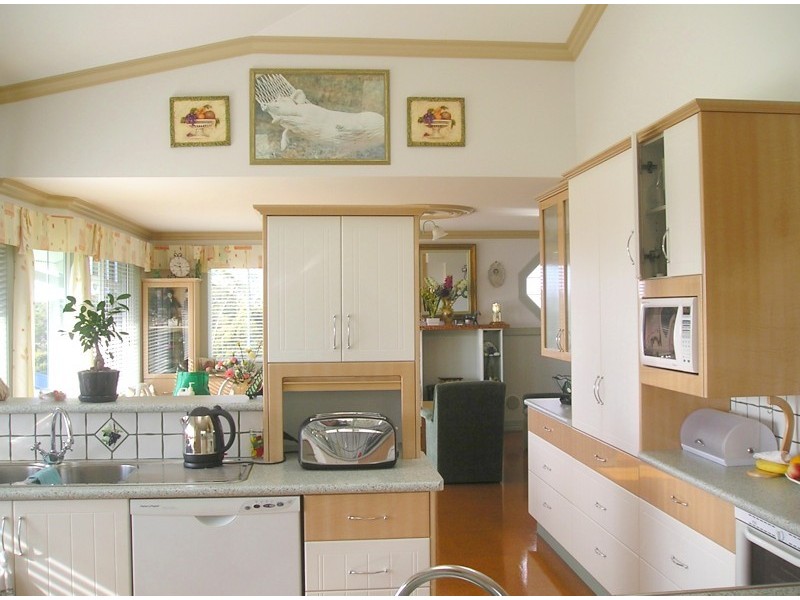 7A Elizabeth Parade, Tura Beach NSW 2548