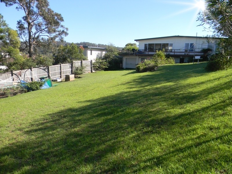 38 Lakeview Avenue, Merimbula NSW 2548