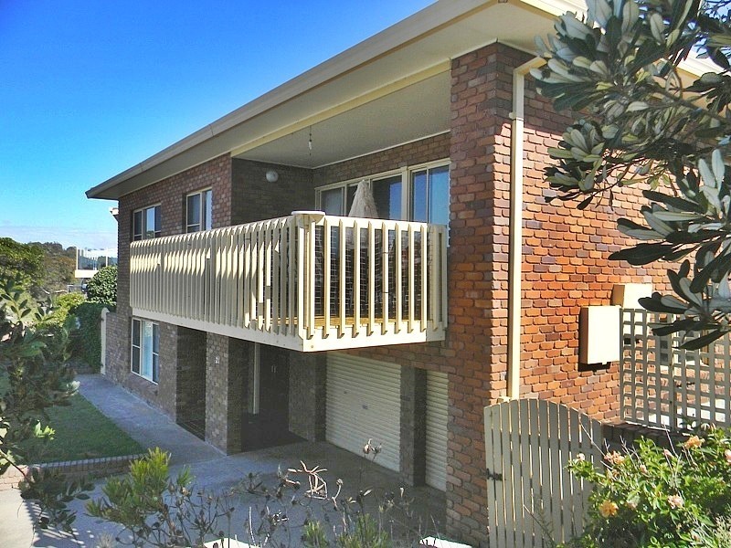 21 Surf Circle, Tura Beach NSW 2548