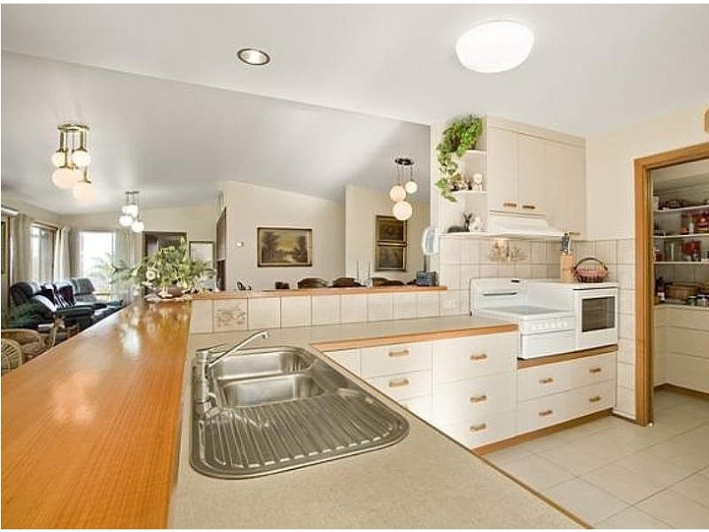 37 The Fairway, Tura Beach NSW 2548