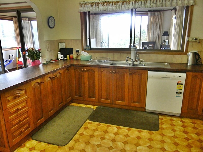 70 Sapphire Crescent, Merimbula NSW 2548