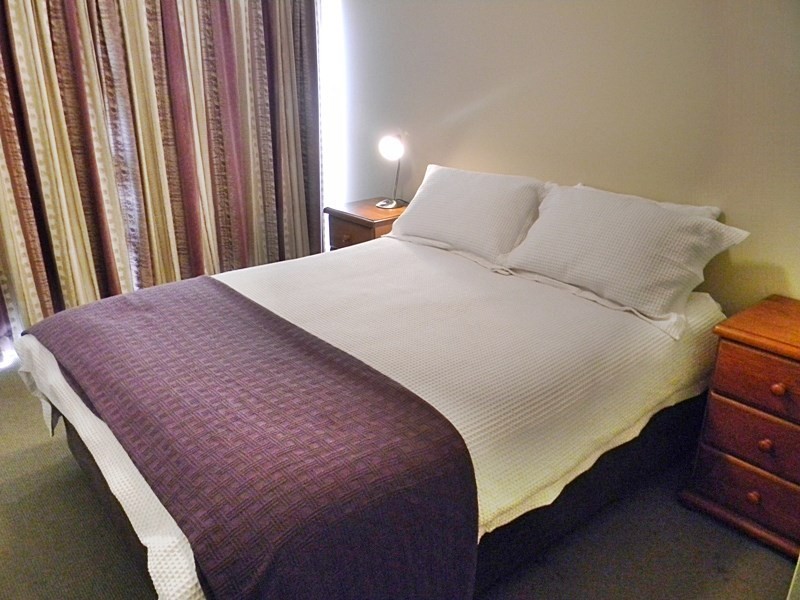 90 Main Street, Merimbula NSW 2548